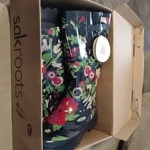 Sakroots Size 10 Black Flower Power Rainboots